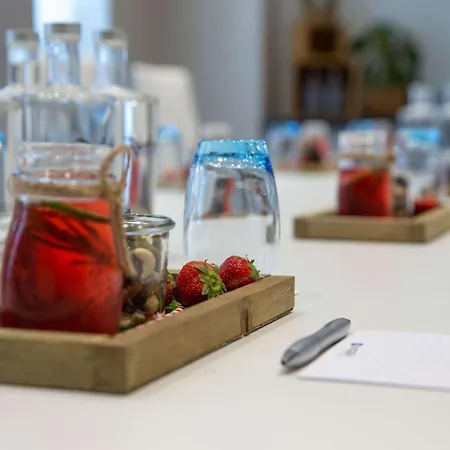 Radisson Blu Hotel, Centre Hotel 4*