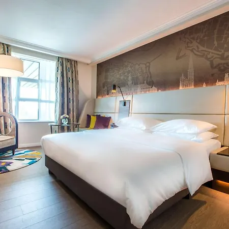 Radisson Blu Hotel, Centre Hotel