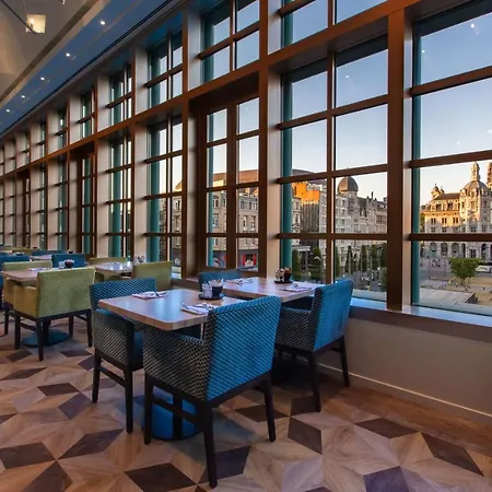 Radisson Blu Hotel, Centre 4* Amberes